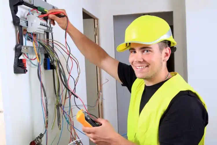 elektricien Neerloon